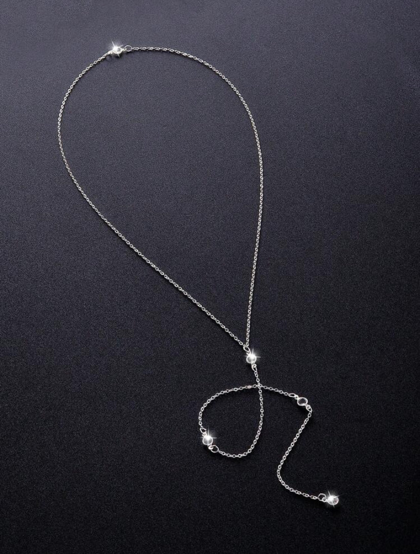 Glass Backdrop Chain
