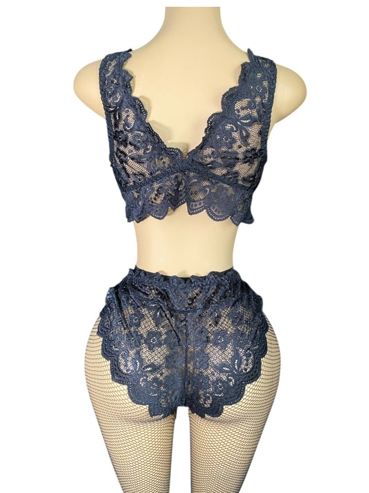 Plus Lace Lingerie Set