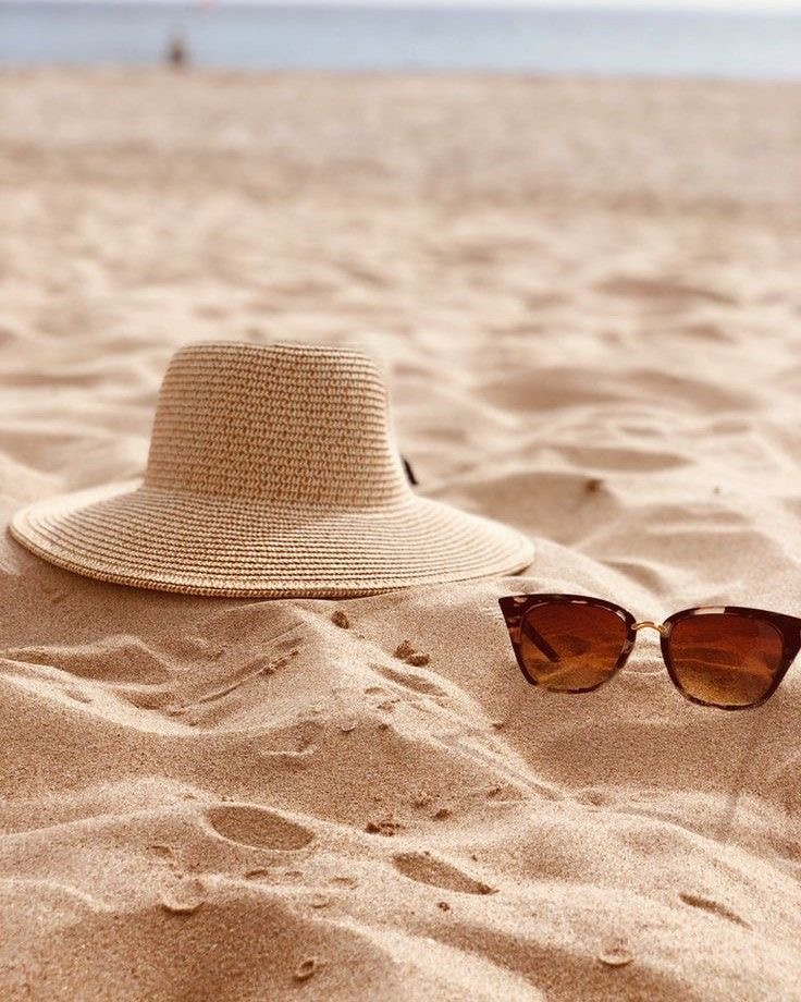 Hats & Sunnies