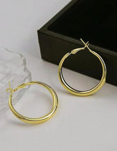 Load image into Gallery viewer, Gold Minimalist Hoops
