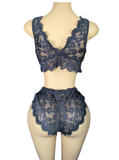 Plus Lace Lingerie Set