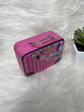 Load image into Gallery viewer, Faux Mink Lashes
