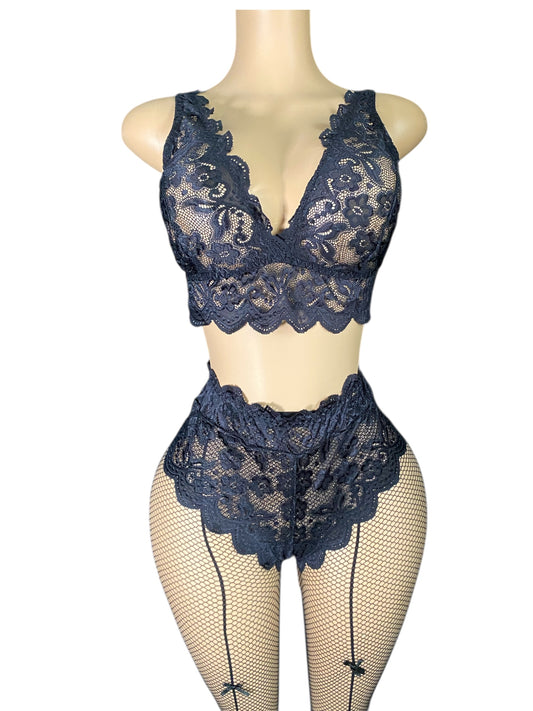 Plus Lace Lingerie Set