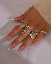 Load image into Gallery viewer, Silver Ring Set
