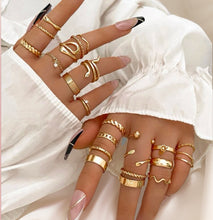 Load image into Gallery viewer, Gold Fashion Rings
