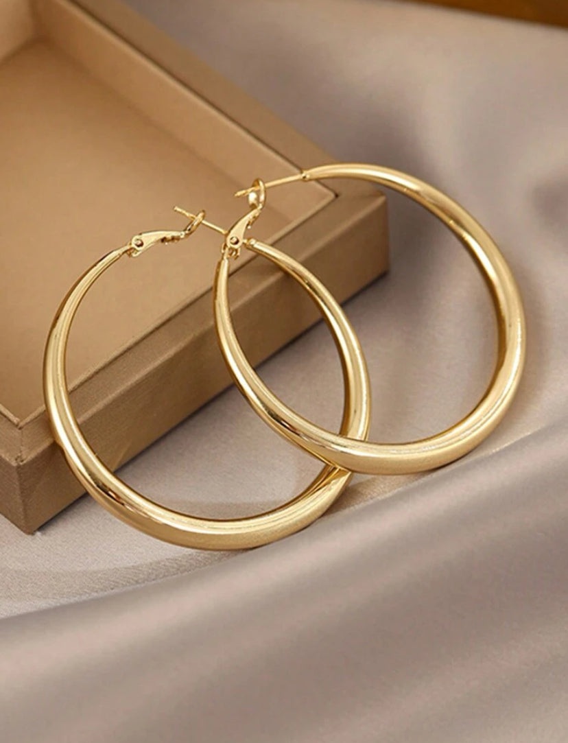 Gold Minimalist Hoops