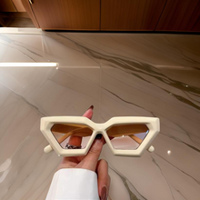 Load image into Gallery viewer, Sunglasses
