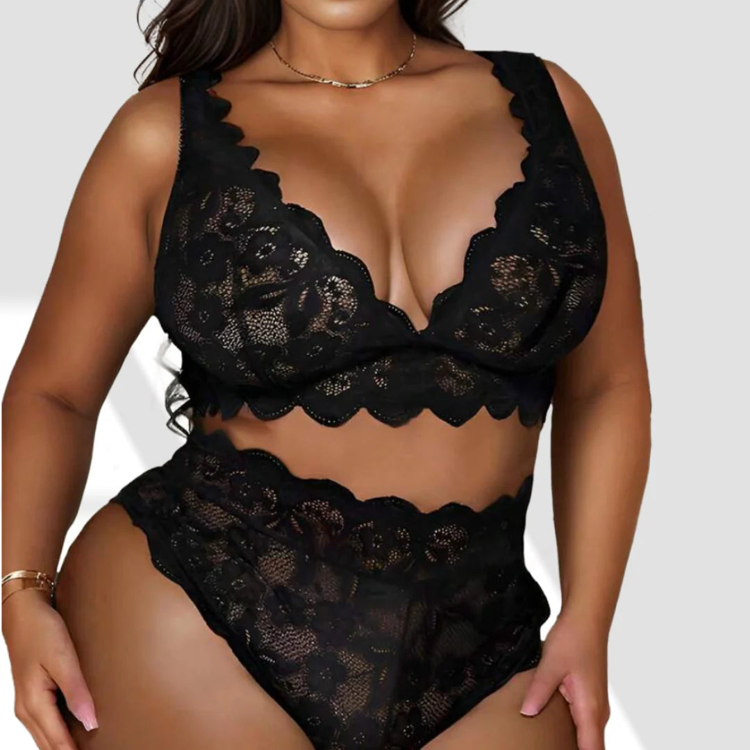 Plus Lace Lingerie Set