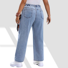 Load image into Gallery viewer, Plus Boyfriend Rip Jeans
