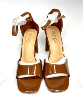 Load image into Gallery viewer, Ankle Strap Block Heels
